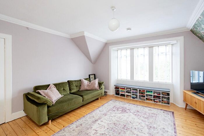 2 Bedroom Flat For Sale In Dunnikier Road, Kirkcaldy, Kirkcaldy, KY2