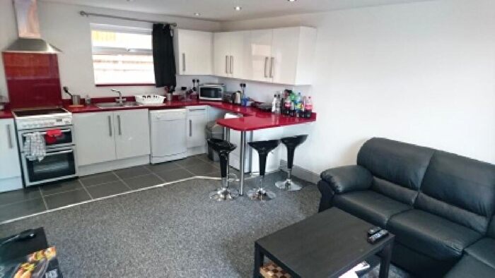 3 Bedroom House To Rent In Croydon Road, Selly Oak, Birmingham, West Midlands, B29