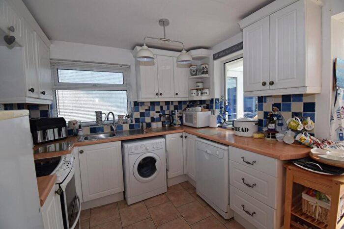 3 Bedroom Detached Bungalow For Sale In Y Ffridd, Morfa Bychan, LL49