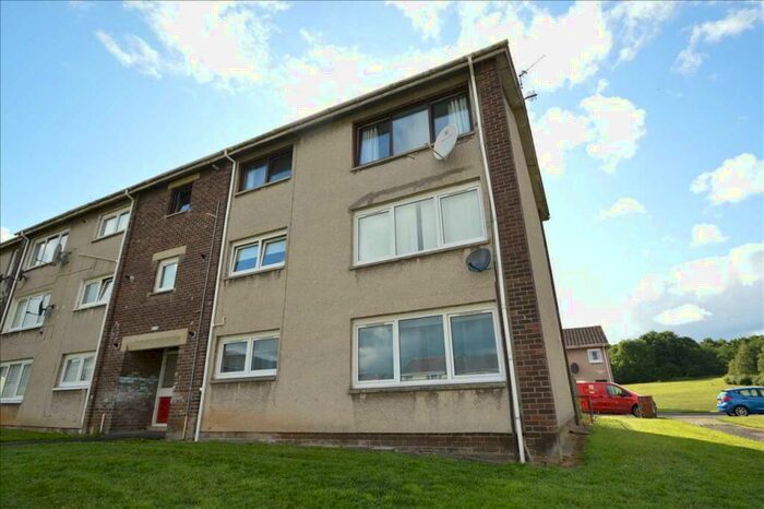 3 Bedroom Apartment To Rent In Auchintibber Court, Blantyre, G72