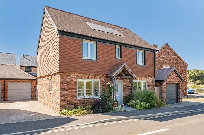 4 Bedroom Detached House For Sale In Keepers Drive, Fair Oak, Eastleigh, Hampshire, SO50
