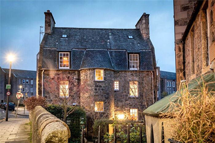 2 Bedroom Apartment For Sale In / India Place, Stockbridge, Edinburgh, EH3