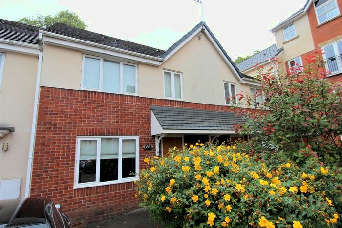 2 Bedroom Mews To Rent In Clarendon Gardens, Bromley Cross, Bolton, BL7