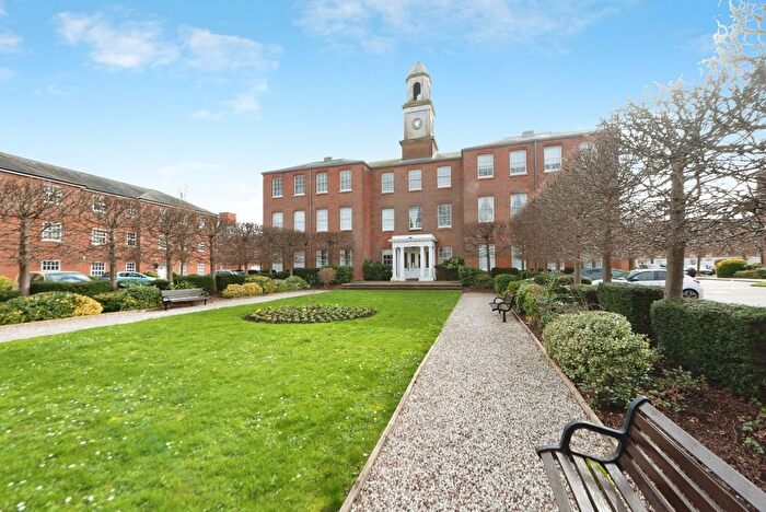 1 Bedroom Flat For Sale In North Square, Knowle, Fareham, Hampshire, PO17