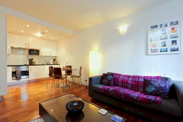 1 Bedroom Flat To Rent In Queen Elizabeth Street, London, SE1