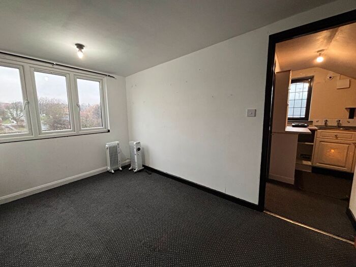 1 Bedroom Flat To Rent In New Street, Greasbrough, S61