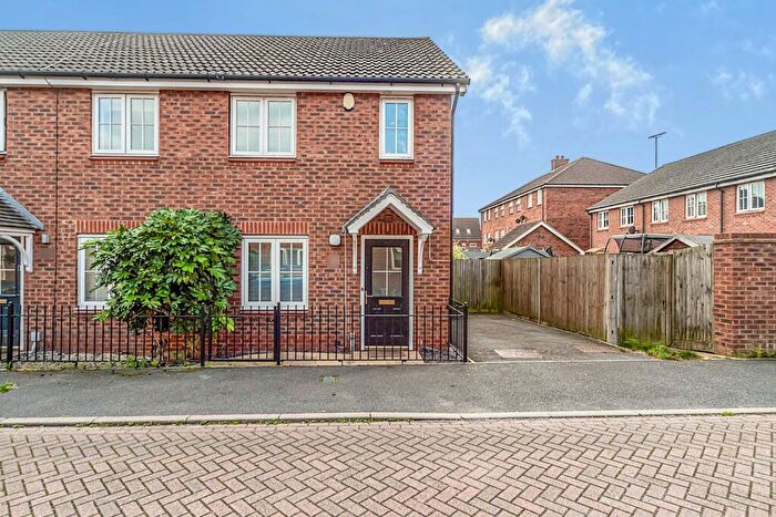 2 Bedroom End Of Terrace House For Sale In Richards Street, Hatfield, AL10