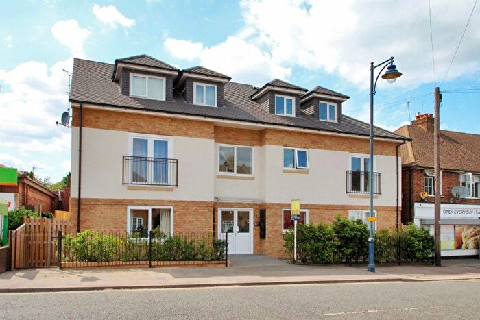 2 Bedroom Flat To Rent In St Johns Hill, Sevenoaks, Kent, TN13