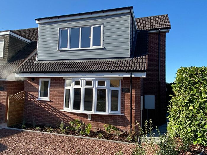 3 Bedroom Detached House For Sale In Silver Birch Drive, Kidderminster, DY10