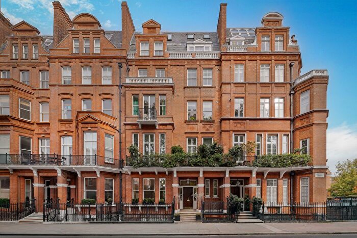 3 Bedroom Flat For Sale In Cranley Gardens, Chelsea, London, SW7