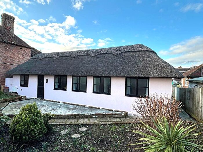 3 Bedroom Detached Bungalow For Sale In Main Road, Westfield, Hastings, TN35