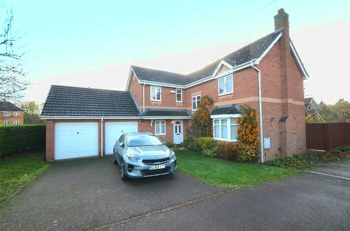 4 Bedroom Detached House To Rent In Thurston Drive, Kettering, NN15