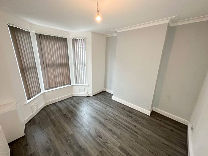 4 Bedroom End Of Terrace House To Rent In Romer Road, Liverpool, L6