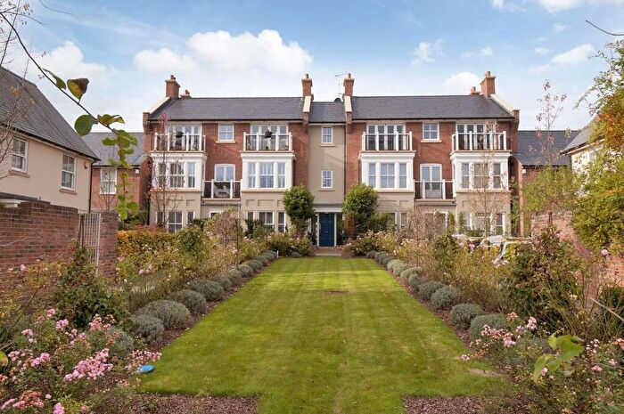 2 Bedroom Apartment To Rent In Shoesmith Lane, Kings Hill, West Malling, ME19