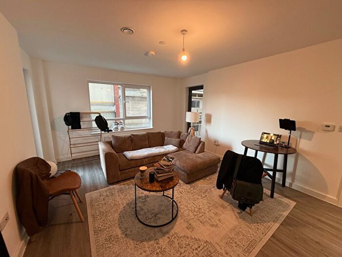 2 Bedroom Property To Rent In Hurst Street, Liverpool, L1