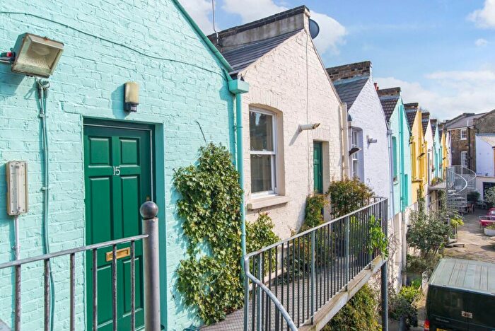 2 Bedroom Flat To Rent In Kennington Lane, London, SE11