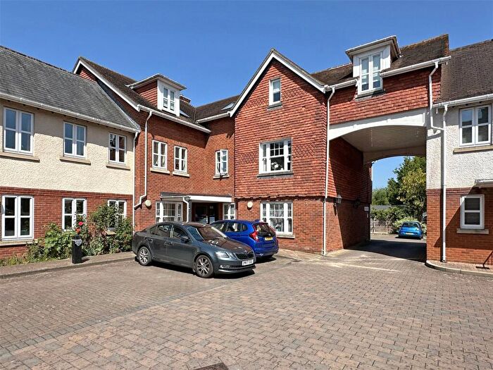 2 Bedroom Apartment For Sale In Grigg Lane, Brockenhurst, Hampshire, SO42