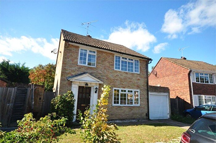 3 Bedroom Detached House For Sale In Wilton Place, New Haw, Addlestone, Surrey, KT15