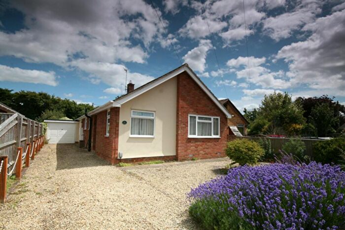 3 Bedroom Detached Bungalow To Rent In Ambrose Rise, Wheatley, OX33