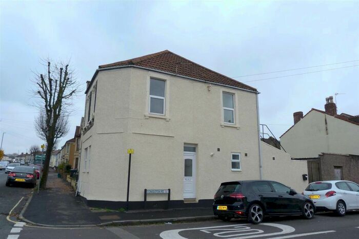 1 Bedroom Flat To Rent In Whitehall Road, Whitehall, Bristol BS5