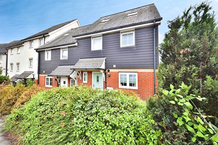 3 Bedroom End Of Terrace House For Sale In Farleigh Hill, Tovil, Maidstone, ME15