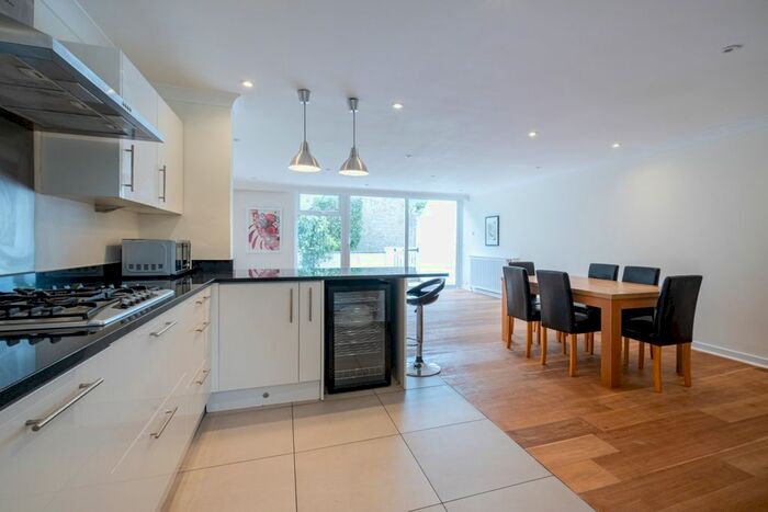 4 Bedroom Terraced House To Rent In Tintern Close, London, SW15