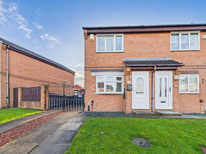 2 Bedroom Semi Detached House For Sale In Parklands, Wardley, Gateshead, NE10