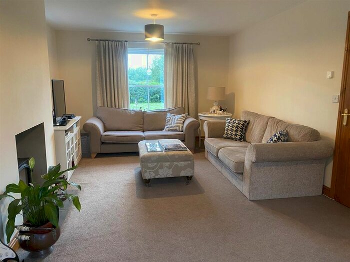 4 Bedroom Detached House To Rent In Scrayingham, York, YO41