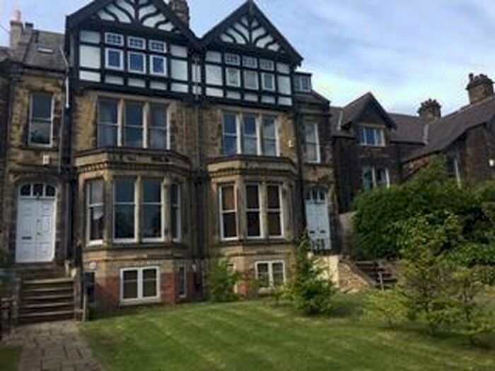 2 Bedroom Apartment To Rent In Burton Crescent, LS6