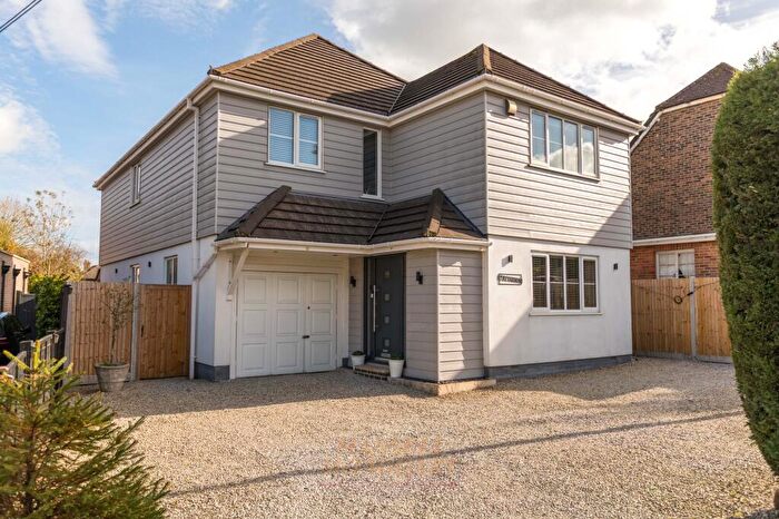 5 Bedroom Detached House For Sale In Brookhill Road, Copthorne, RH10