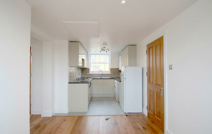 1 Bedroom Flat To Rent In Cheshire Street (rd Floor), Bethnal Green, Shoreditch, E2