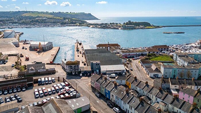 3 Bedroom Terraced House For Sale In Commercial Road, Plymouth, PL4