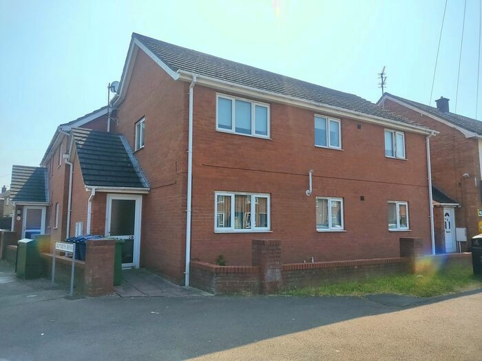 2 Bedroom Maisonette To Rent In Victory Avenue, Whittlesey, Peterborough, PE7