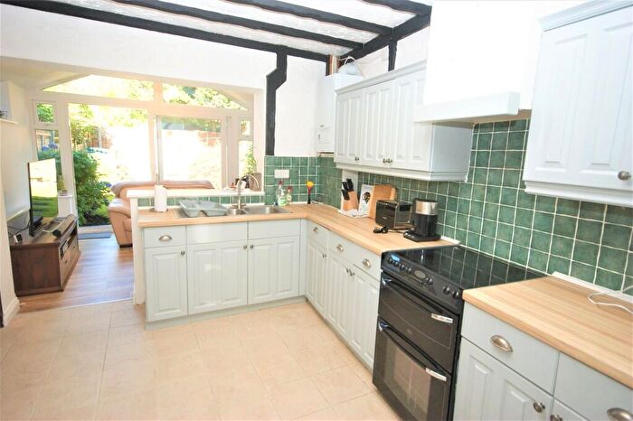 2 Bedroom End Of Terrace House To Rent In Eastcote Road, Pinner, HA5