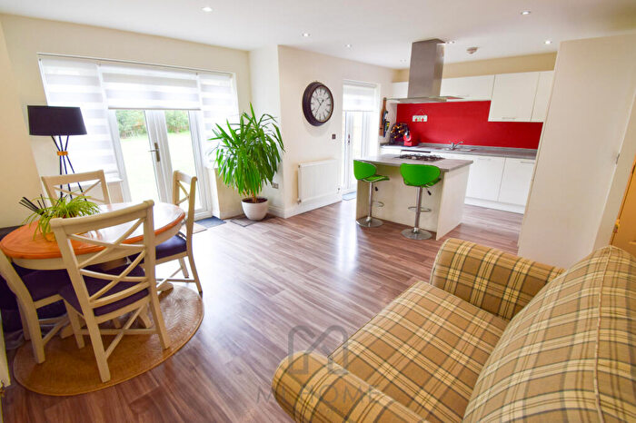 4 Bedroom Detached House For Sale In Sanderling Way, Wesham, Preston, PR4