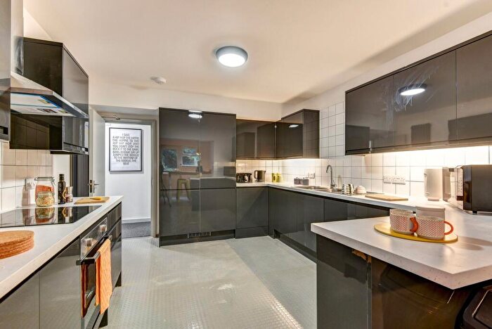 8 Bedroom House To Rent In Maskelyne Avenue, Bristol, BS10