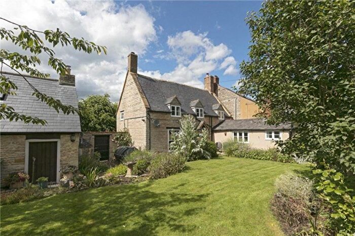 3 Bedroom Detached House For Sale In Mill Lane, Halford, Shipston-On-Stour With Annexe, CV36