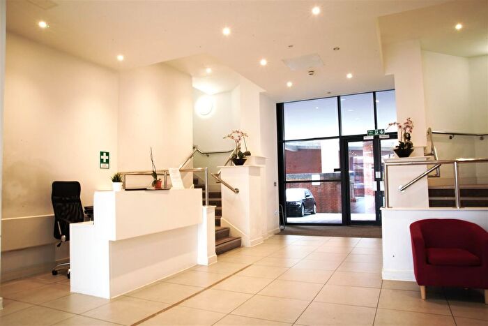 1 Bedroom Flat To Rent In Verona Apartments, Wellington Street, Slough, SL1