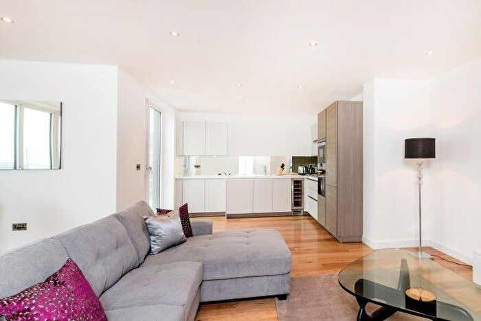 2 Bedroom Flat To Rent In Glenthorne Road, London, W6