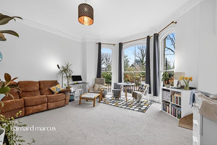 2 Bedroom Flat For Sale In Selborne Road, Croydon, CR0