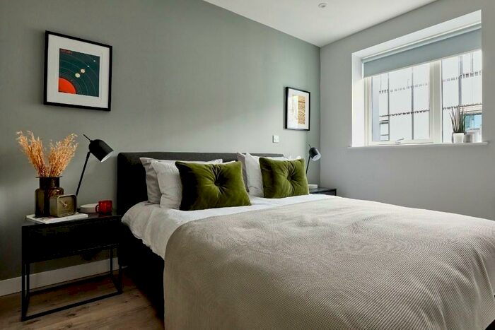 1 Bedroom Apartment To Rent In , Wheelhouse, Wickford Way, London, E17