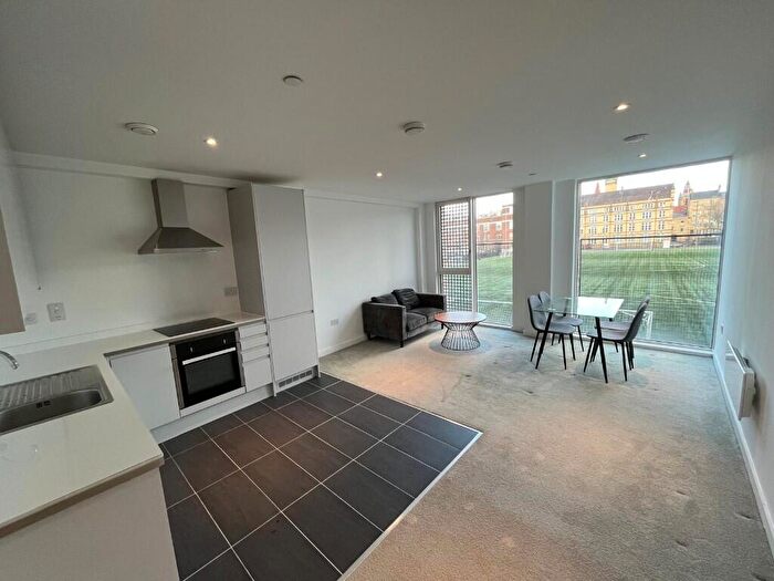 1 Bedroom Apartment To Rent In Boundary Lane, Manchester, Greater Manchester, M15