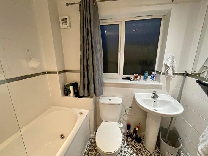 1 Bedroom House To Rent In Tailors Row, Norwich, NR3