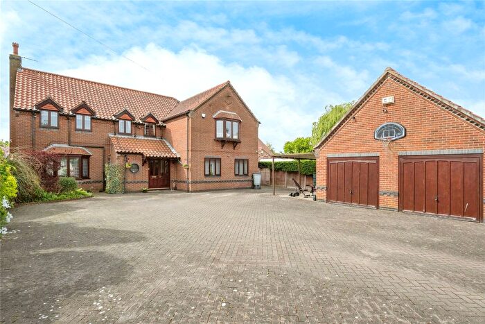 5 Bedroom Detached House For Sale In Thorpe In Balne, Doncaster, South Yorkshire, DN6