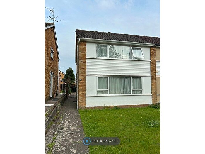 3 Bedroom Semi-Detached House To Rent In Lichen Green, Coventry, CV4