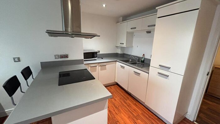 2 Bedroom Apartment To Rent In The Bar, St James Gate, NE1