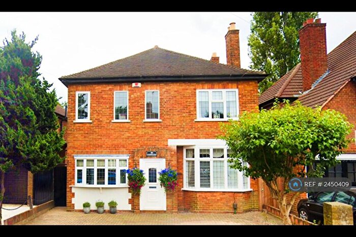 4 Bedroom Detached House To Rent In Queens Gardens, Peterborough, PE1