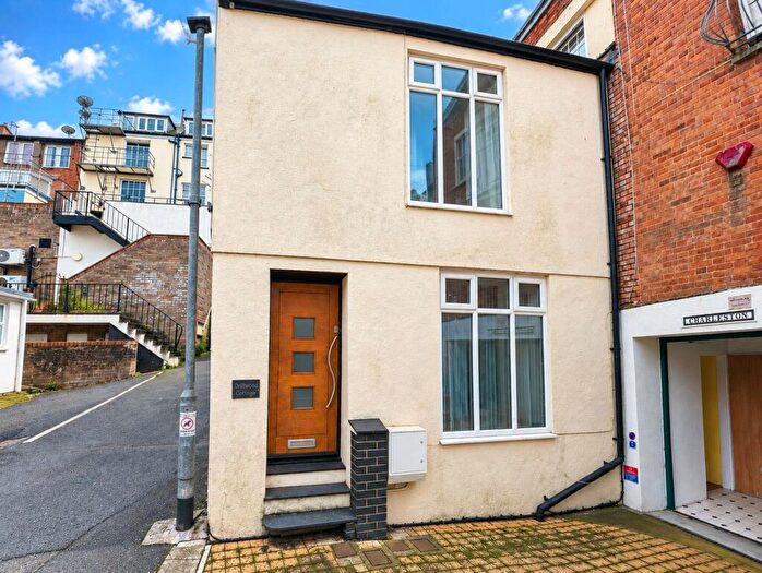3 Bedroom End Of Terrace House For Sale In Marine Place, Ilfracombe, Devon, EX34