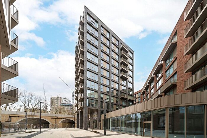 2 Bedroom Flat To Rent In Moluccas Point, SE8