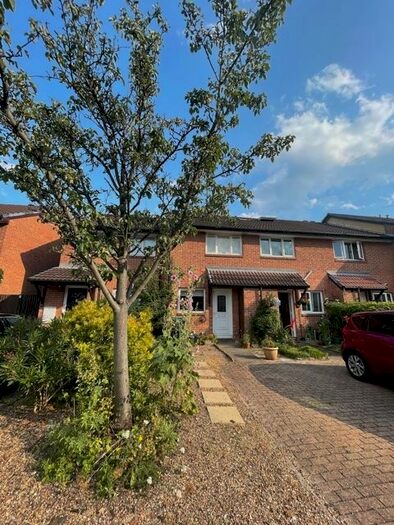 2 Bedroom Terraced House To Rent In Willow View, Colliers Wood, SW19